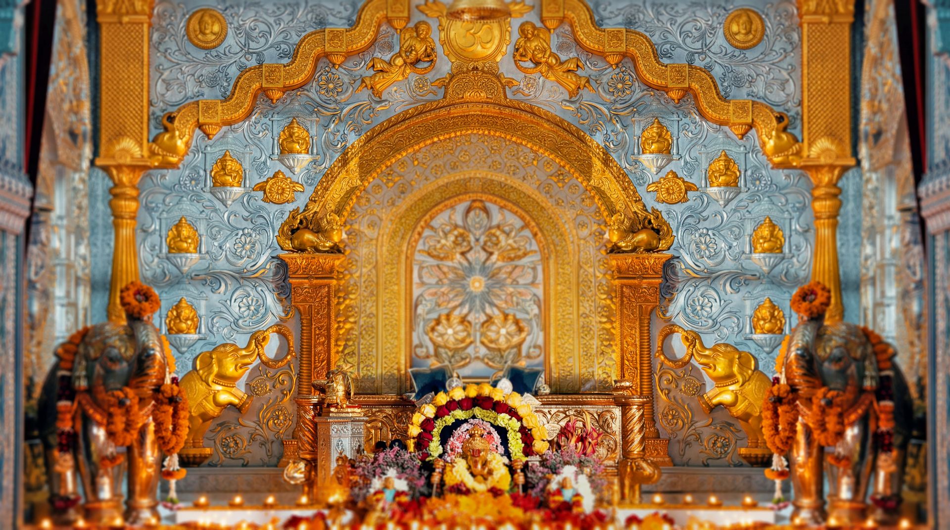 Lord Shrimant Ganpati Bappa Devalai